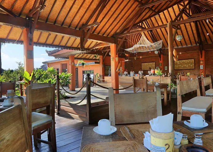 Satriya Hotel 3*