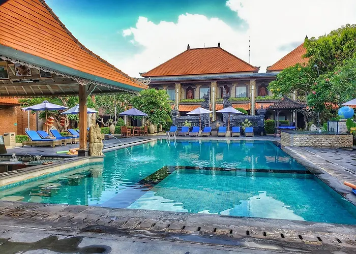 Satriya Hotel 3*
