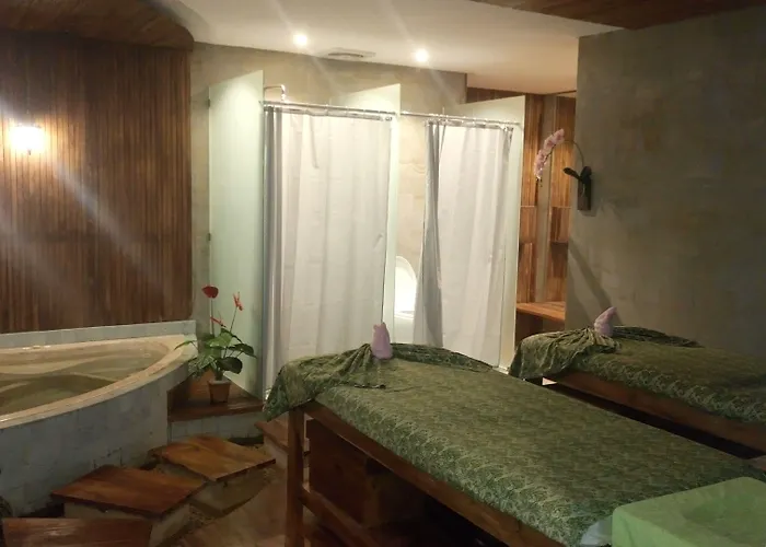 Satriya 酒店