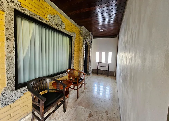 Satriya Hotel Kuta (Bali)